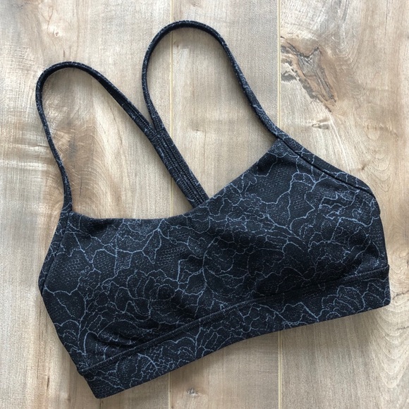 lululemon athletica Other - Lululemon printed racerback power Y sports bra